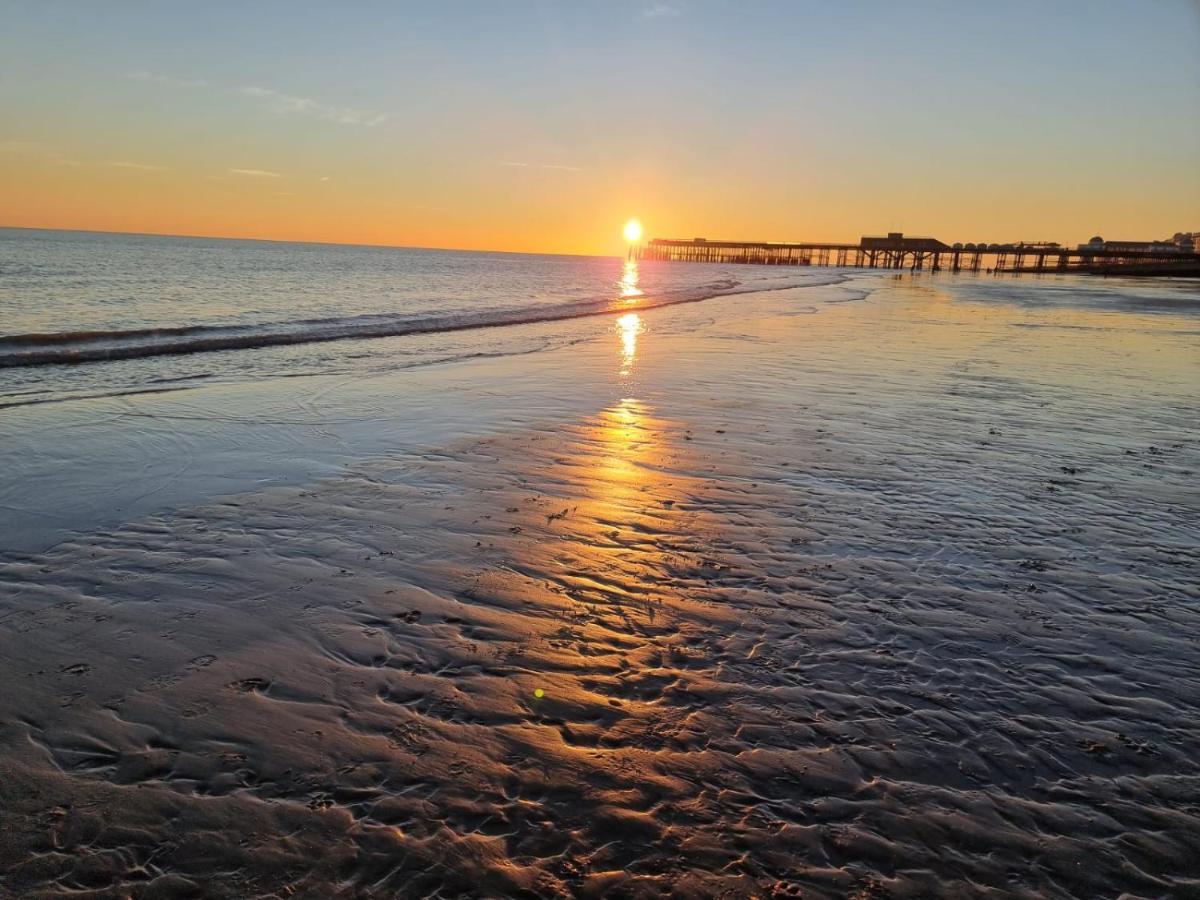 West Hill Retreat Seaview Balcony Chic Loft Studio & Free Parking Hastings Buitenkant foto